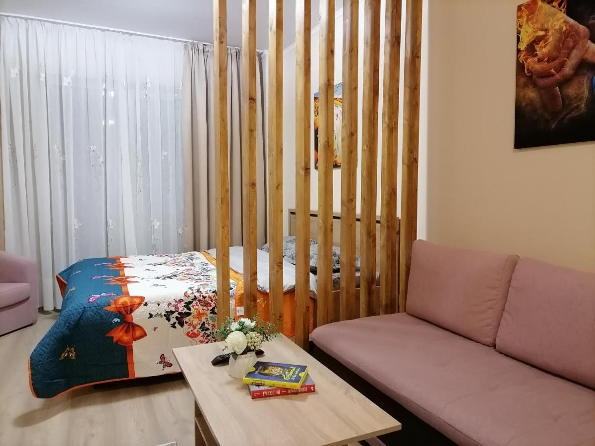 Apartament Nyx Floreşti Exteriör bild