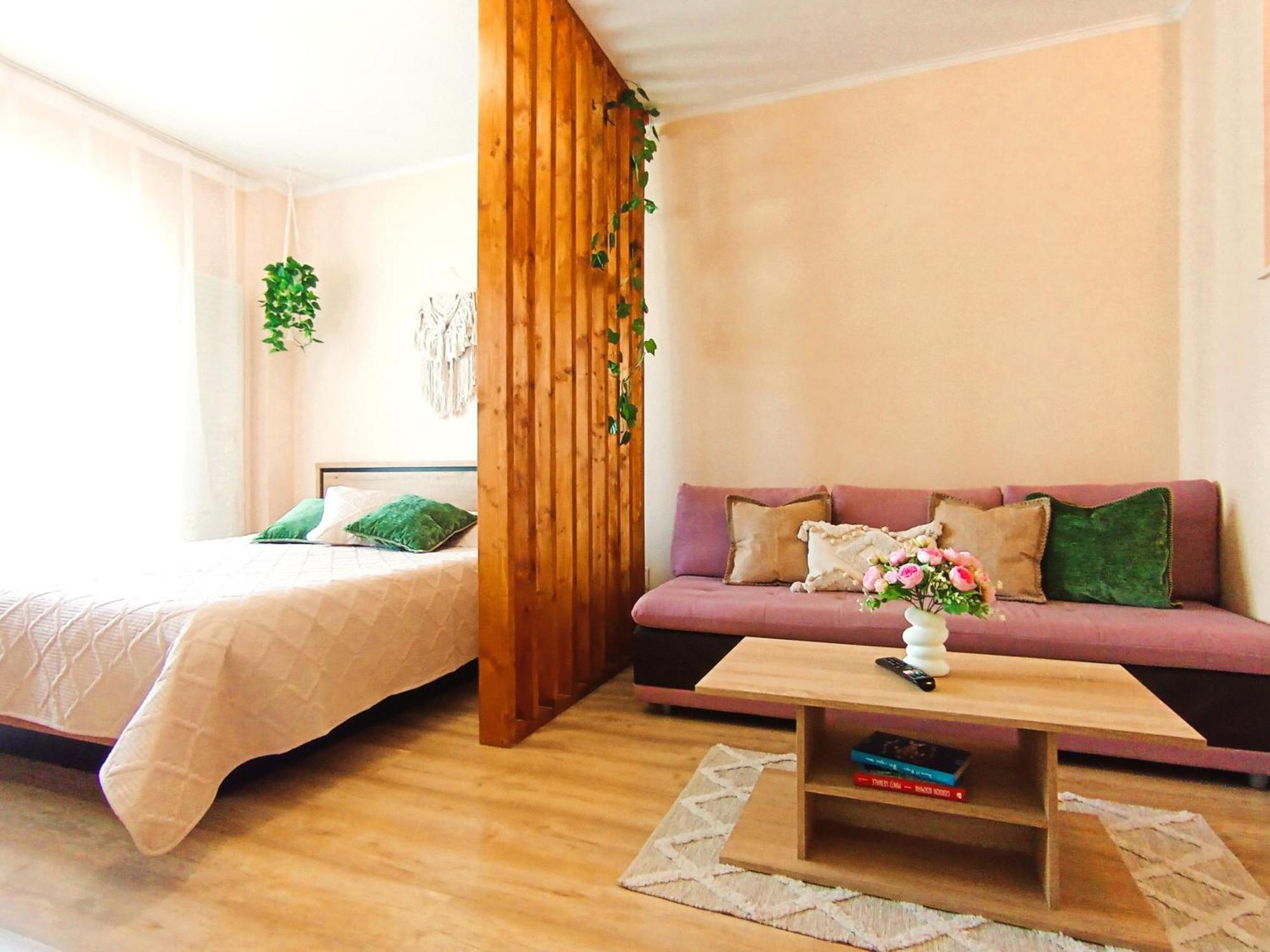 Apartament Nyx Floreşti Exteriör bild